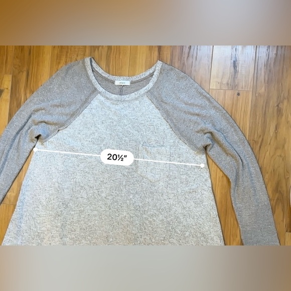 Cherish Light Gray Long Sleeve Women's Top Size L - Picture 7 of 11